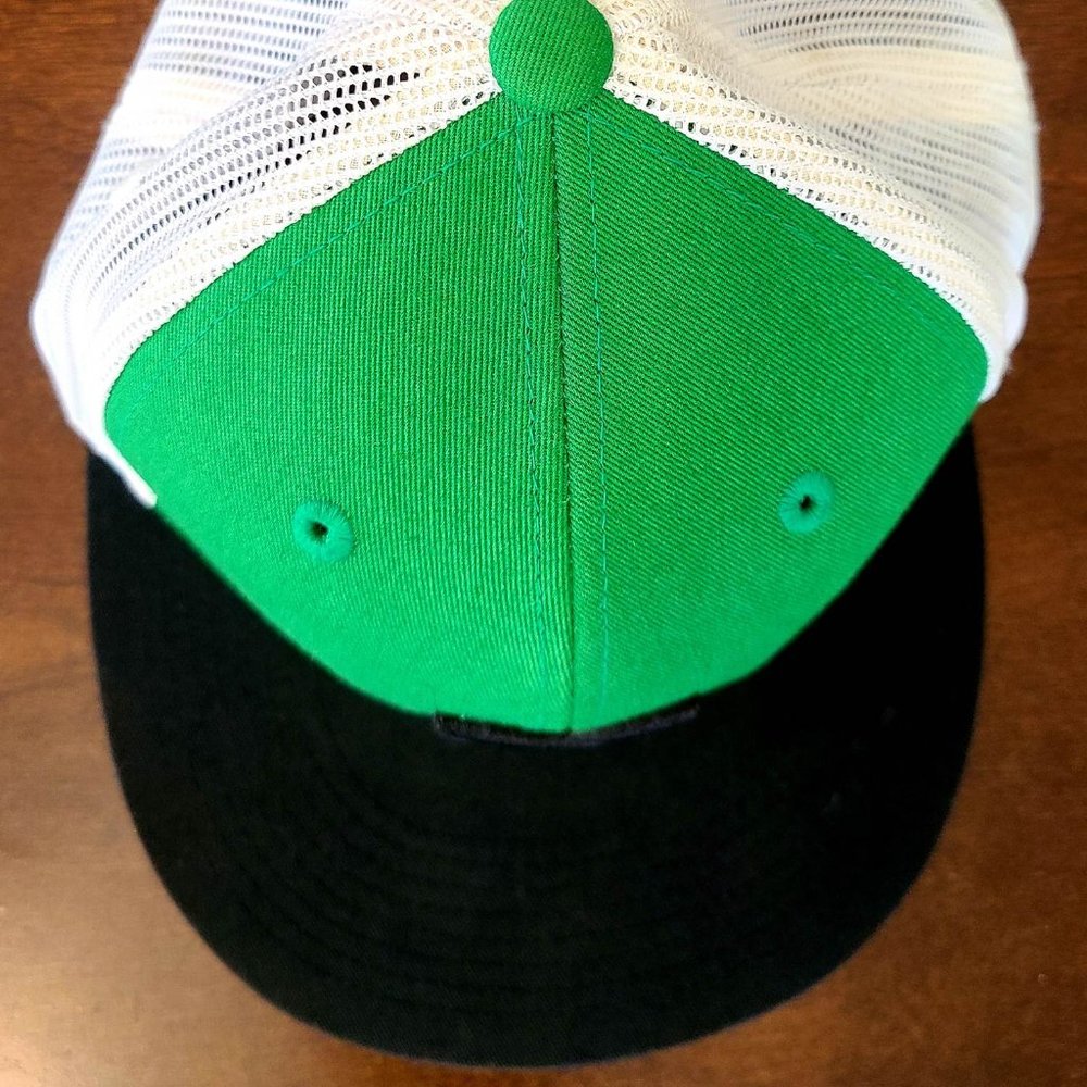DC snapback hat - Picture 4 of 13
